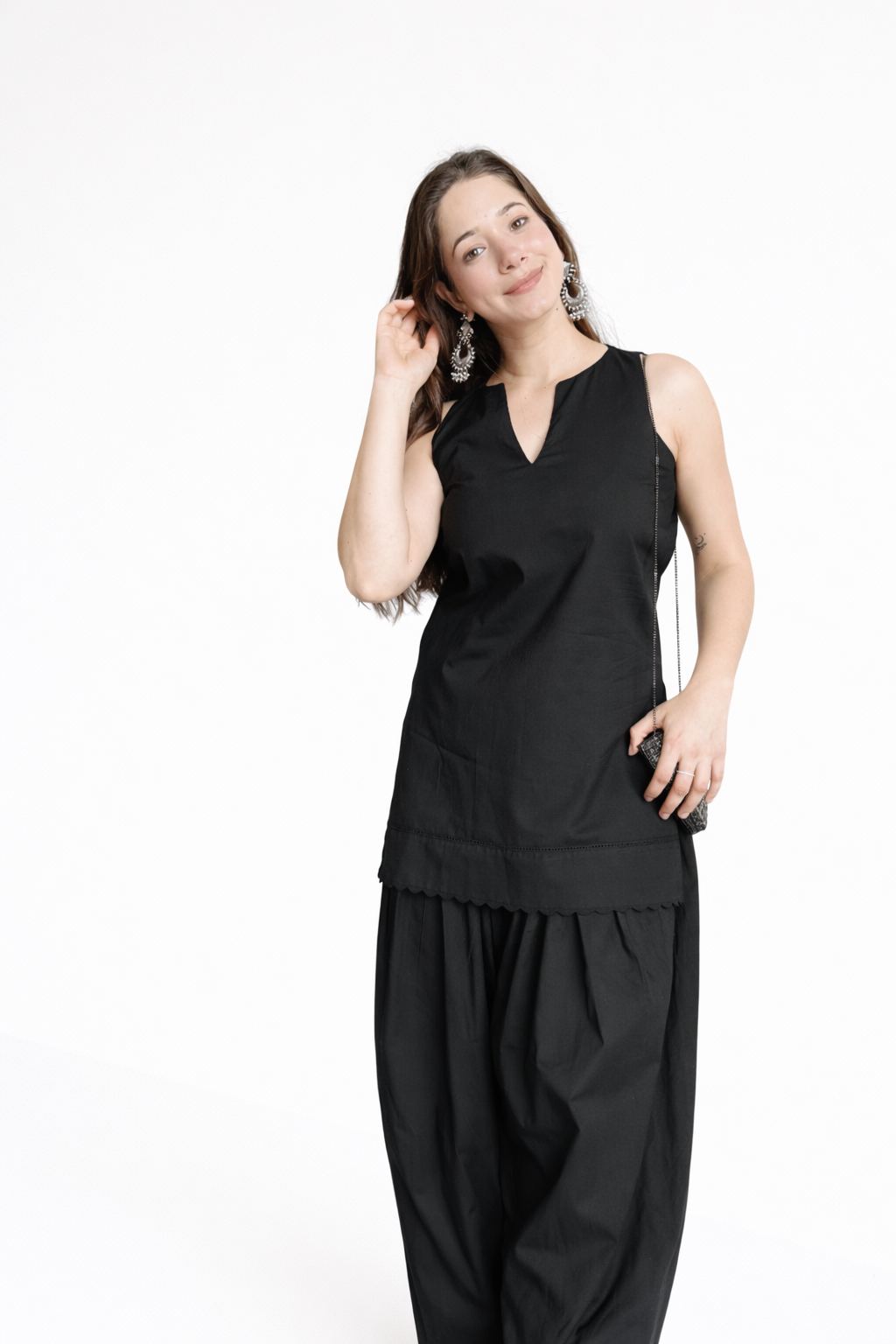 Solid Sleeveless Kurta with Salwar