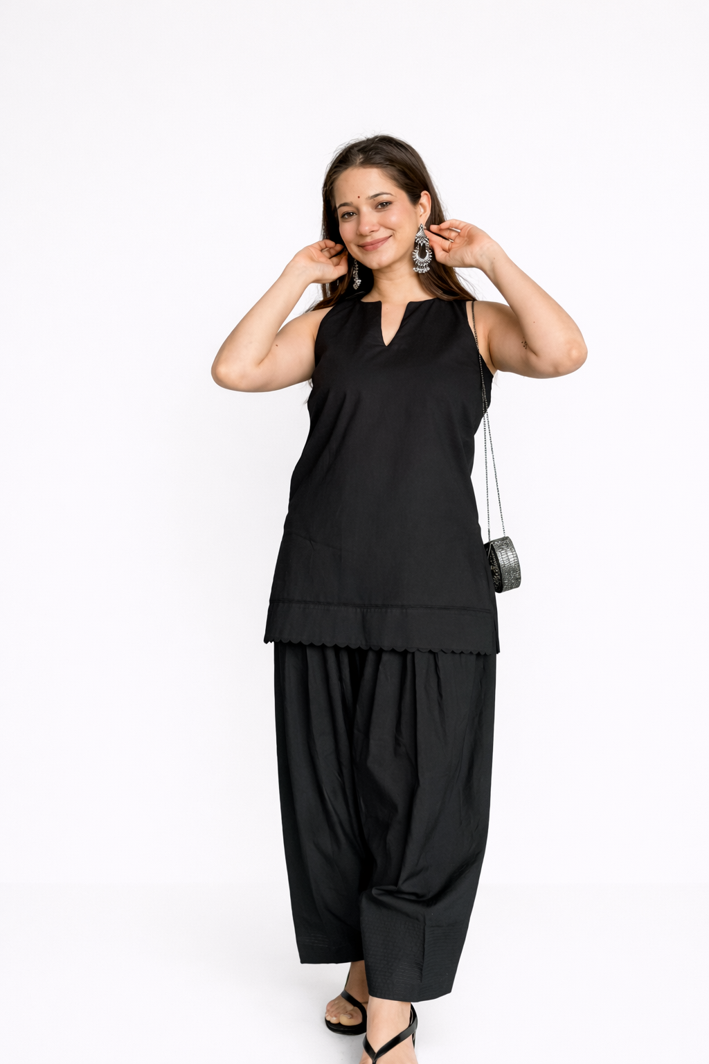 Solid Sleeveless Kurta with Salwar